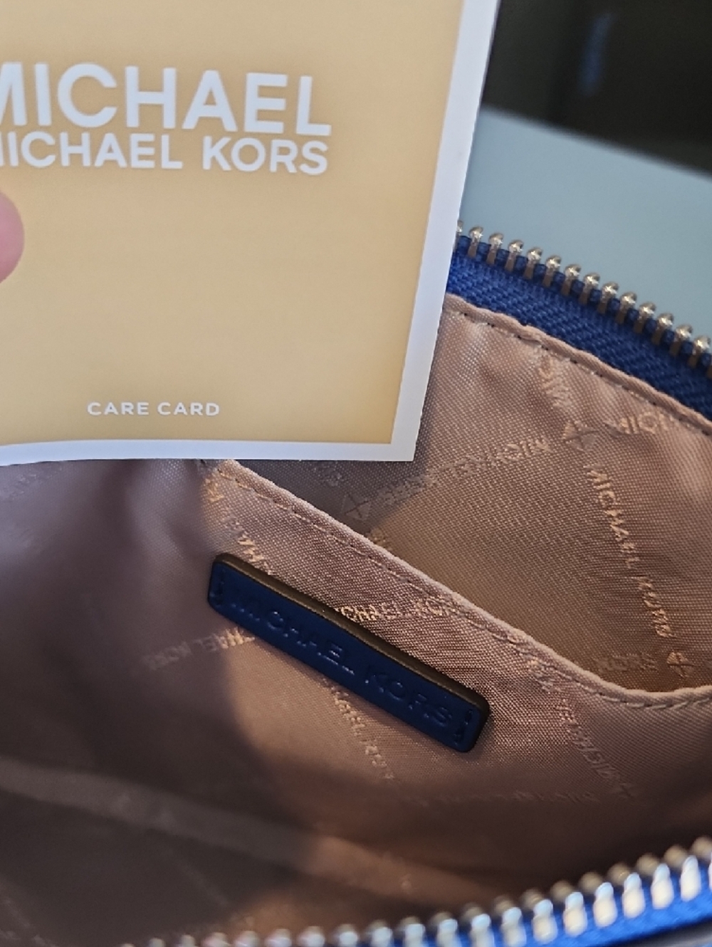 Michael Kors Cobalt Blue Pebbled Leather Wristlet with Strap New 9×6 - Picture 6 of 9